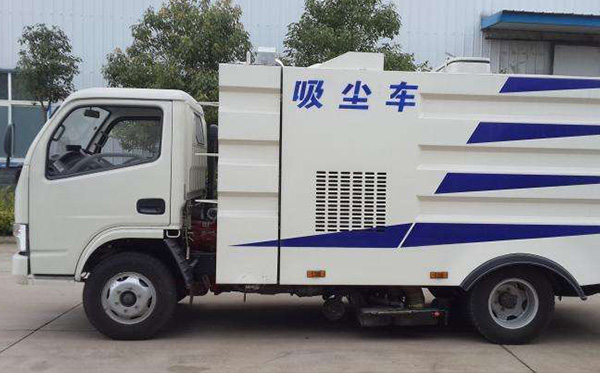 湖北程力東風吸塵車有哪些特點?
