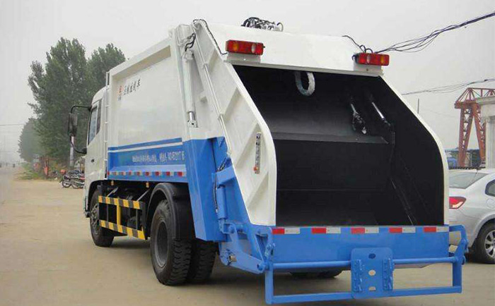 湖北程力集團環(huán)衛(wèi)垃圾車如何保養(yǎng)?